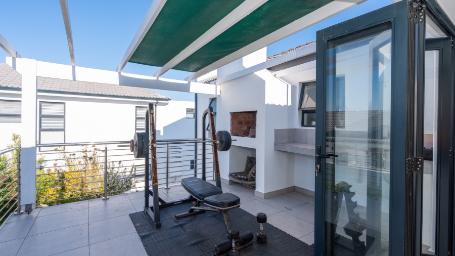 4 Bedroom Property for Sale in Shelley Point Western Cape